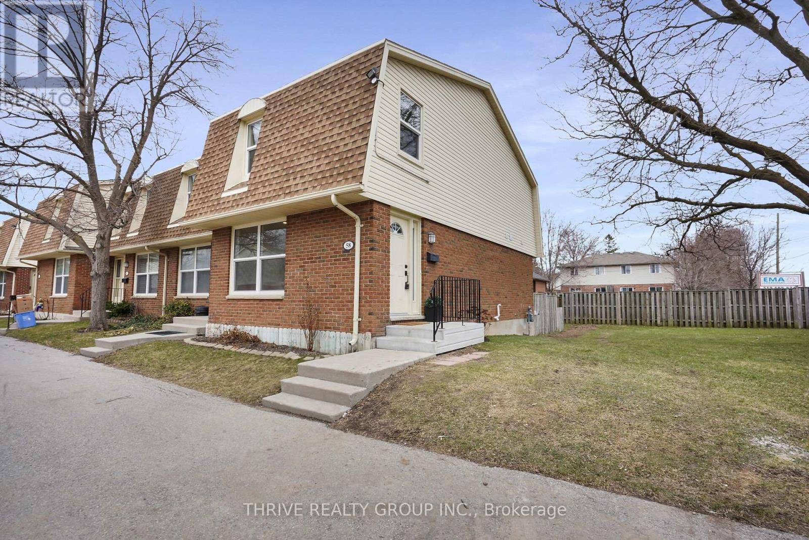 London, ON N6E1Y8,92 Stroud CRES #58