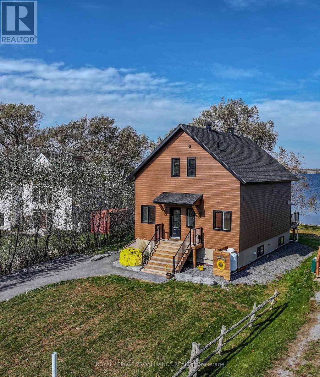 Prince Edward County (north Marysburg Ward), ON K0K2T0,209 PRINYERS COVE CRESCENT
