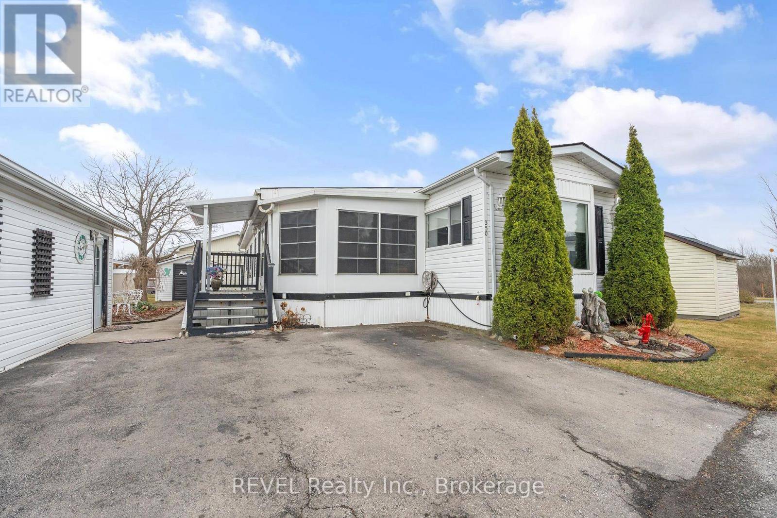 Fort Erie (black Creek), ON L0S1S1,3033 TOWNLINE RD #350