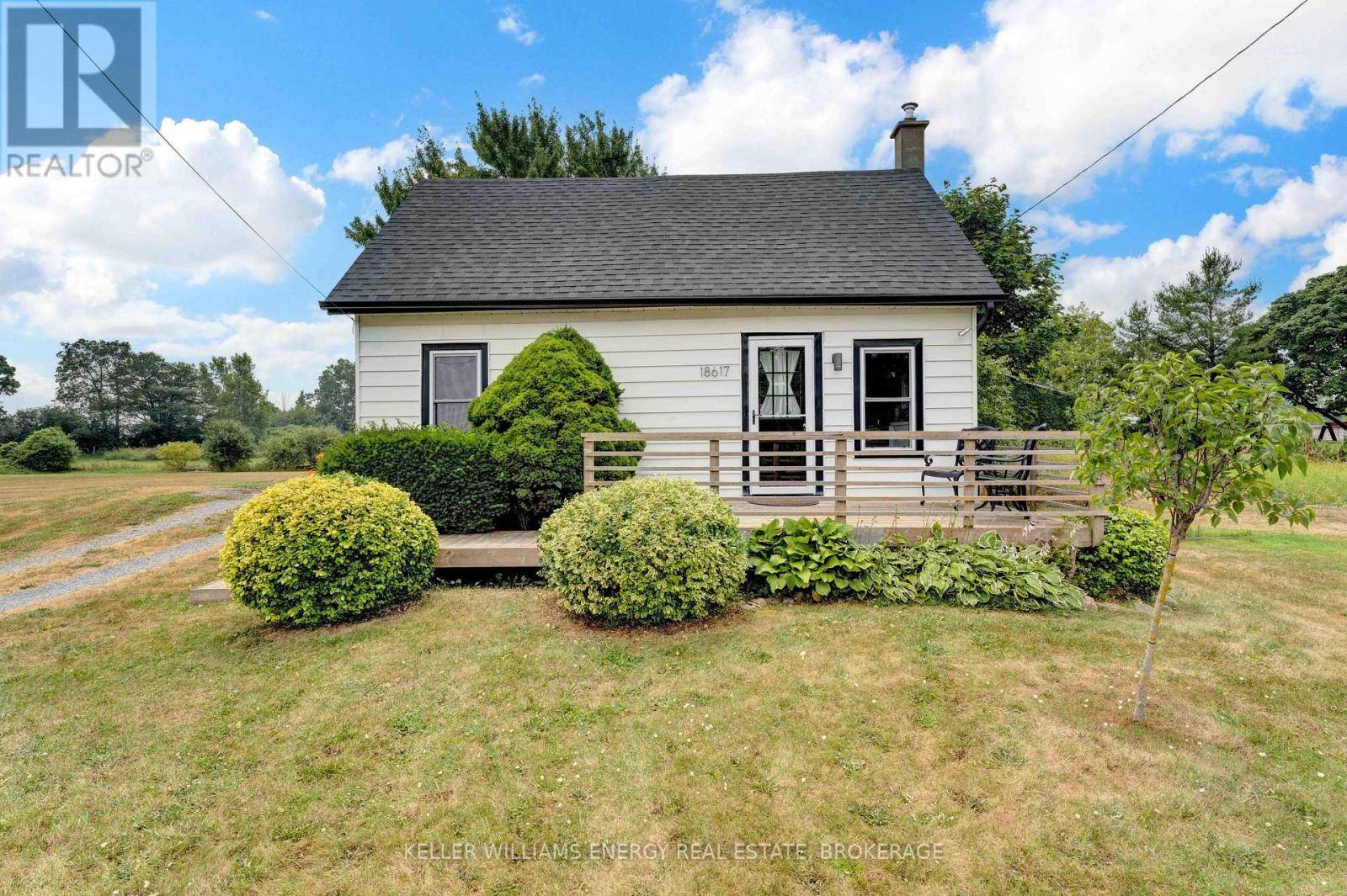 Prince Edward County (hillier Ward), ON K0K2J0,18617 LOYALIST PARKWAY