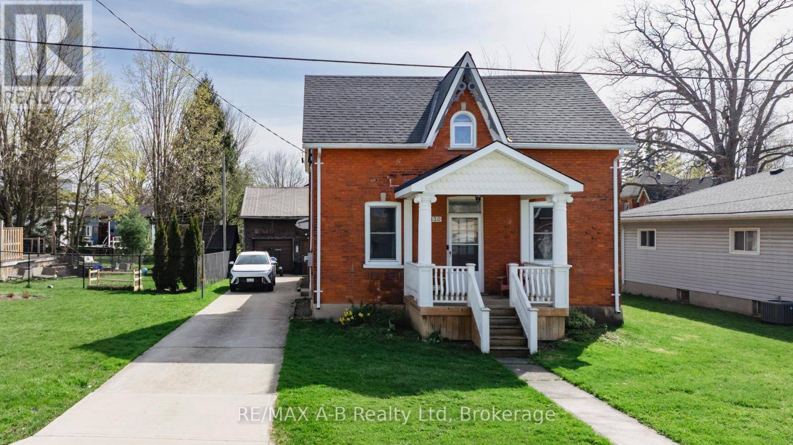 West Perth (mitchell), ON N0K1N0,130 QUEBEC STREET