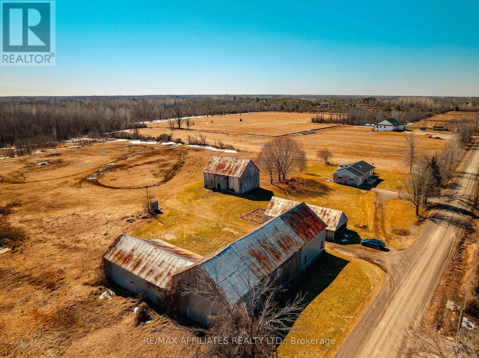 Elizabethtown-kitley, ON K7A4S5,885 TOWNLINE ROAD