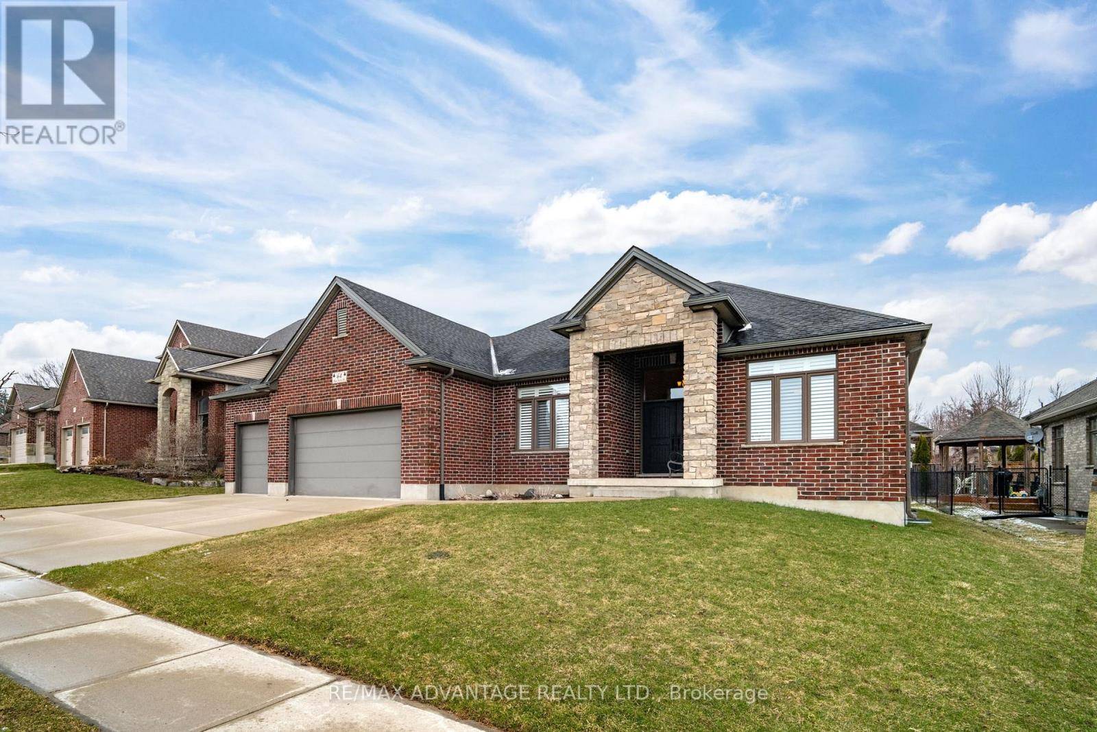 Middlesex Centre (ilderton), ON N0M2A0,64 BLUE HERON DRIVE