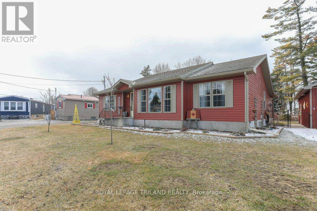 Bayham (port Burwell), ON N0J1T0,4 GRACE COURT