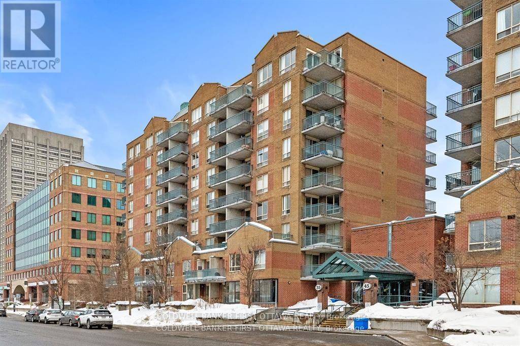 Ottawa, ON K1Y4S2,35 HOLLAND AVE #410