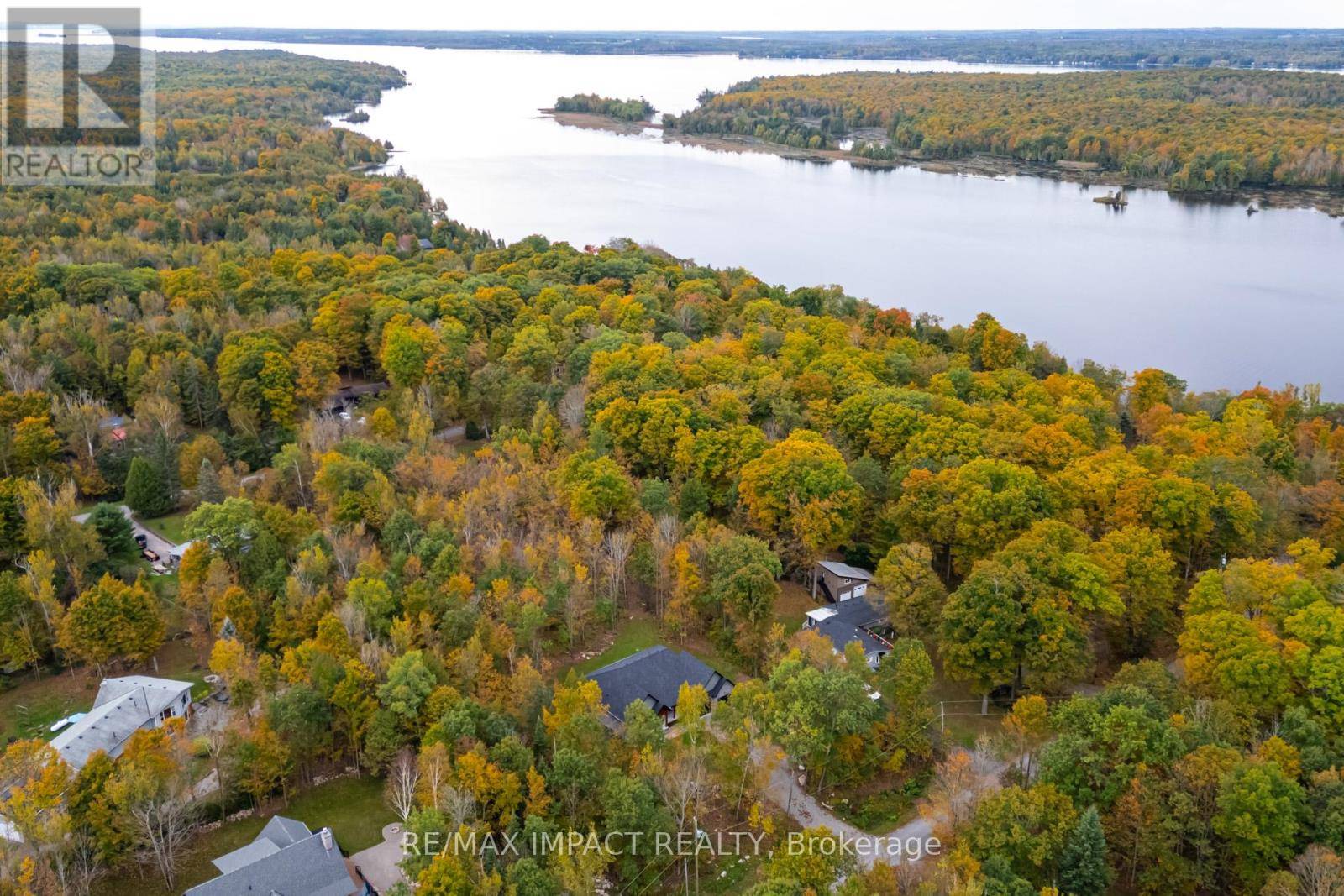 Trent Lakes, ON K0L1J0,11 MAPLEWOOD COURT