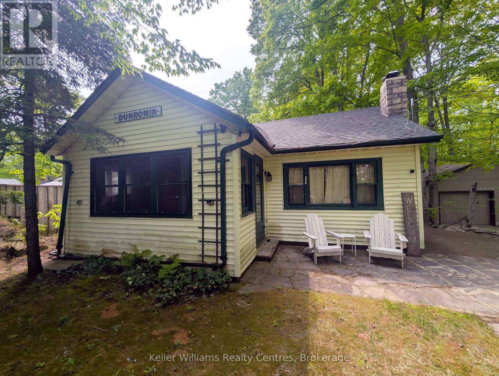 South Bruce Peninsula, ON N0H2T0,425 HURON ROAD