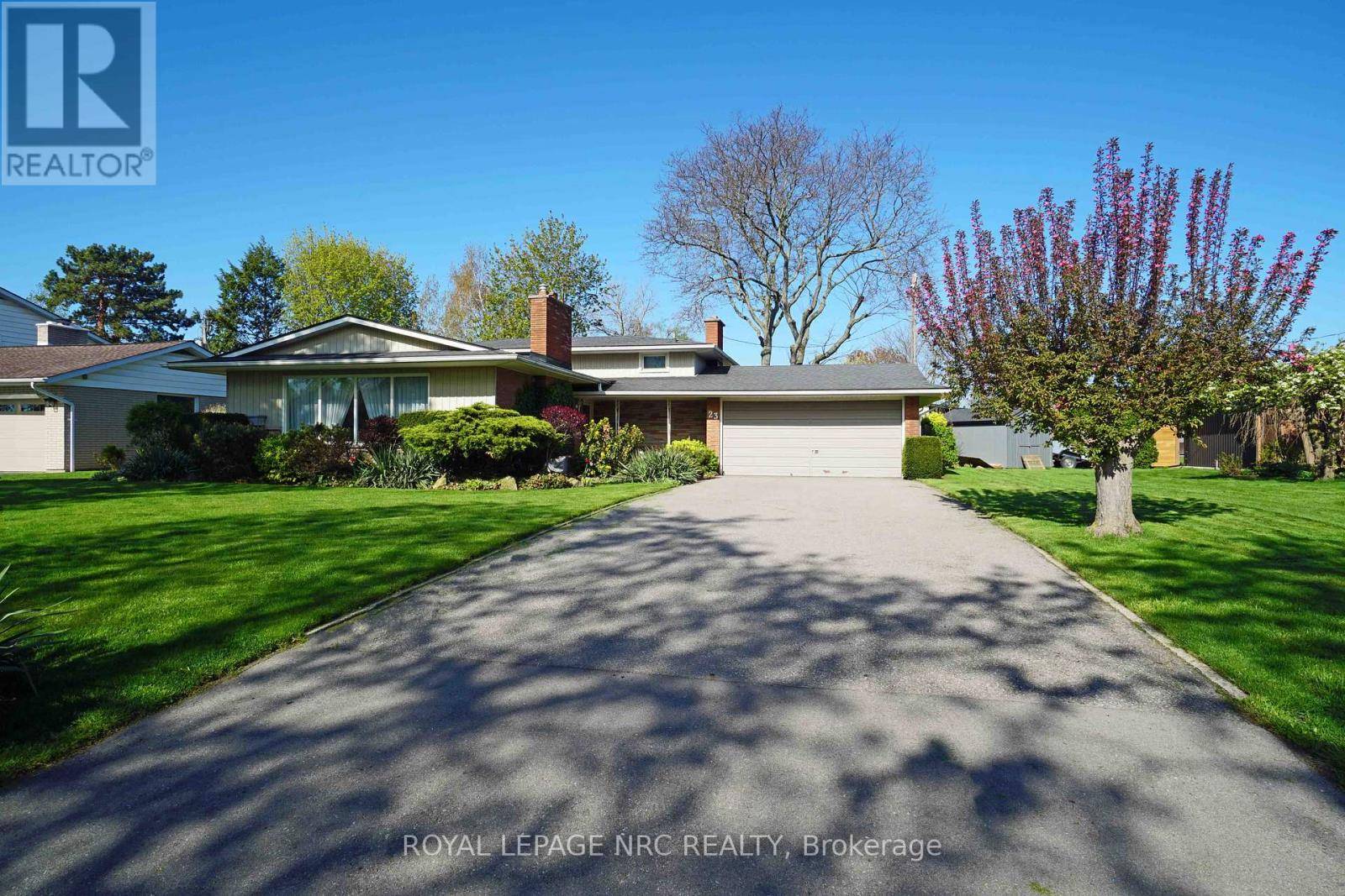 St. Catharines (vine/linwell), ON L2M2A4,23 GORDON PLACE