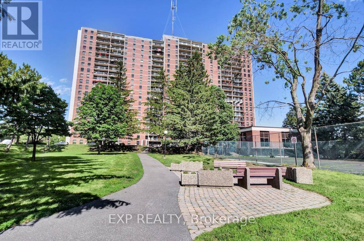 Ottawa, ON K1K3Y4,665 Bathgate DR #1705