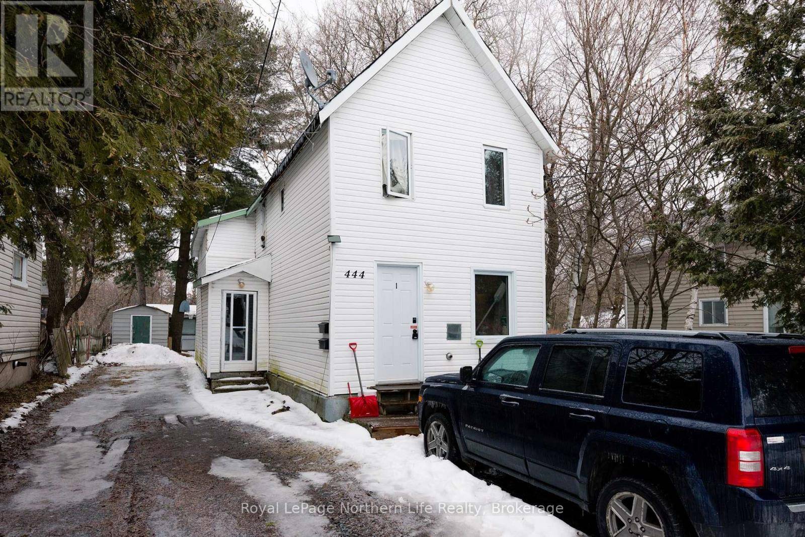 North Bay (central), ON P1B1L8,444 SECOND AVENUE E