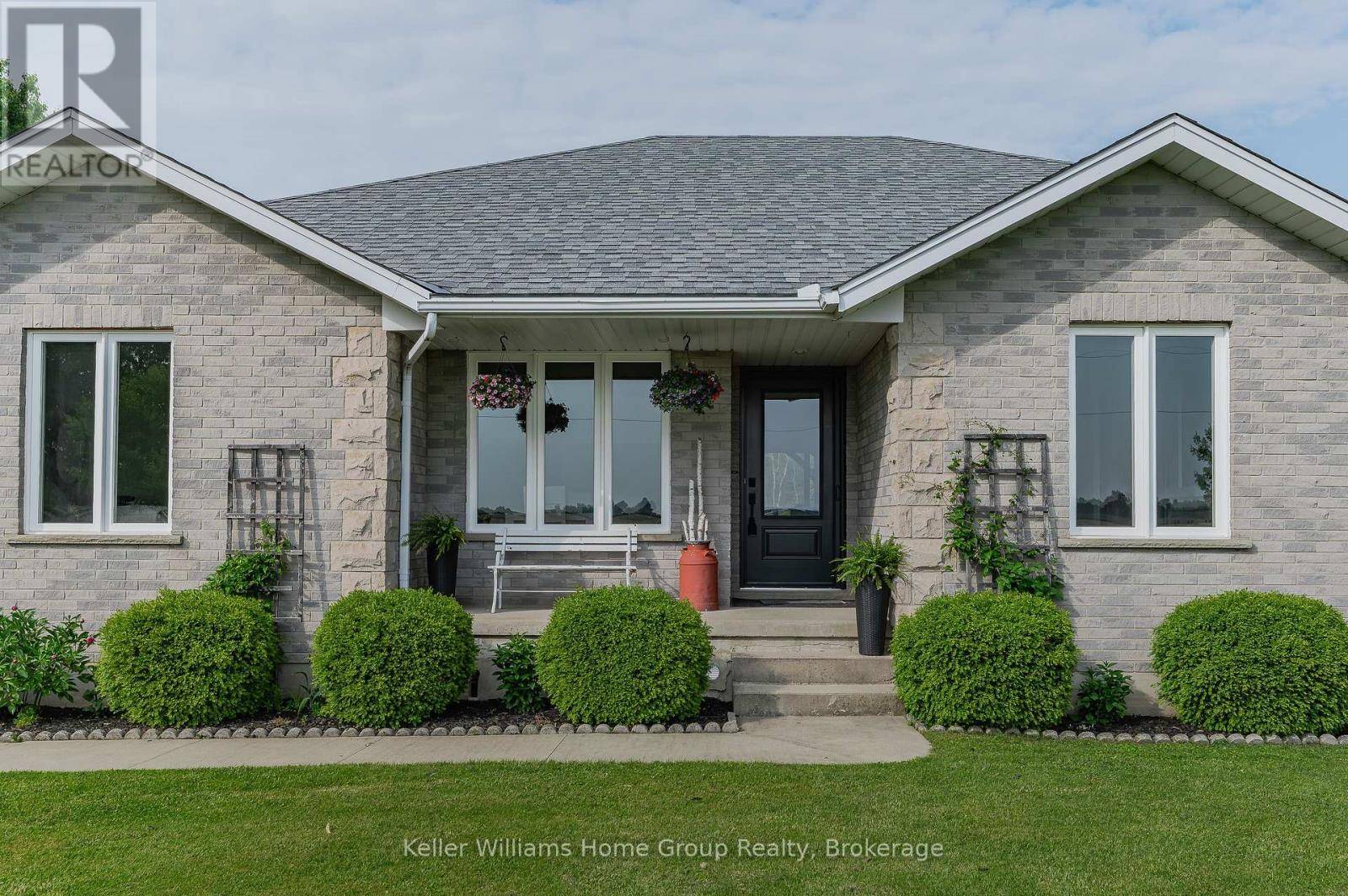 Centre Wellington, ON N1M2W3,7003 BEATTY LINE