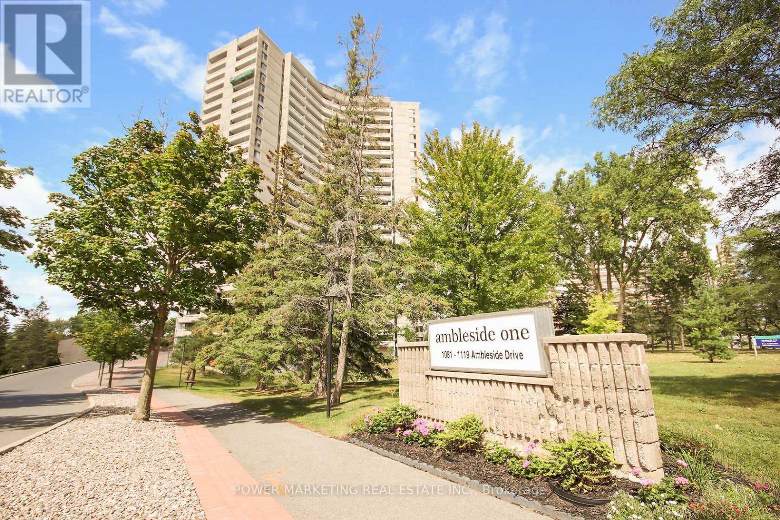 Ottawa, ON K2B8C8,1081 AMBLESIDE DR #1604