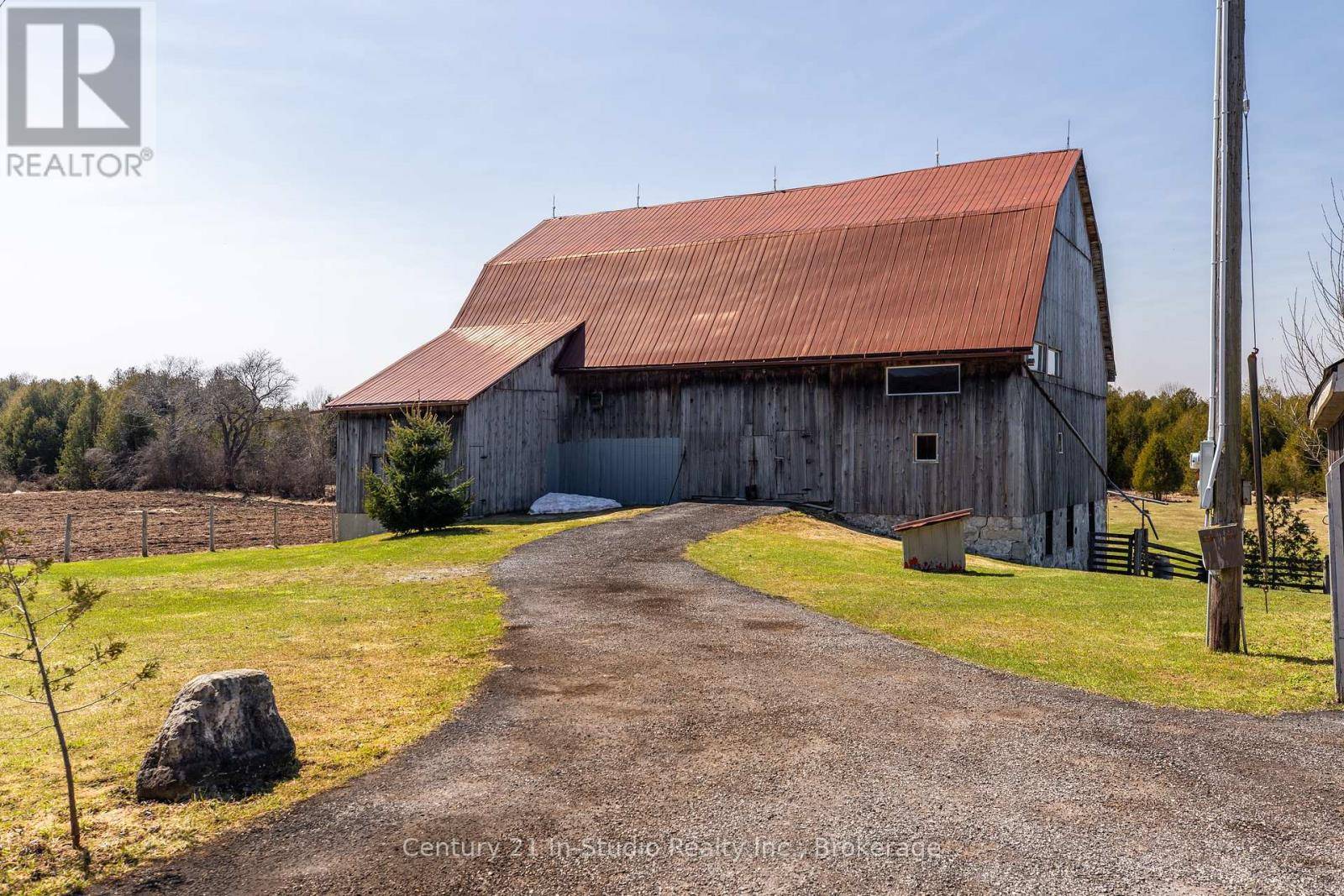Chatsworth, ON N0H2V0,315860 HIGHWAY 6 HIGHWAY