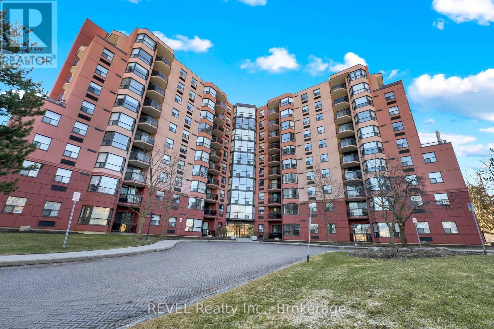 London East (east F), ON N6A5L9,600 Talbot ST #103