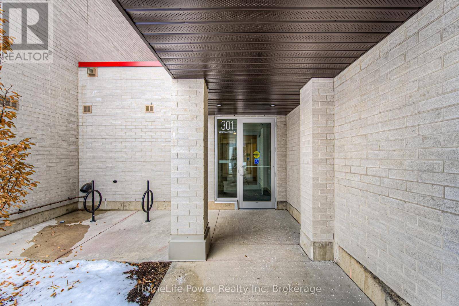 Kitchener, ON N2M5M9,301 Westmount RD #203