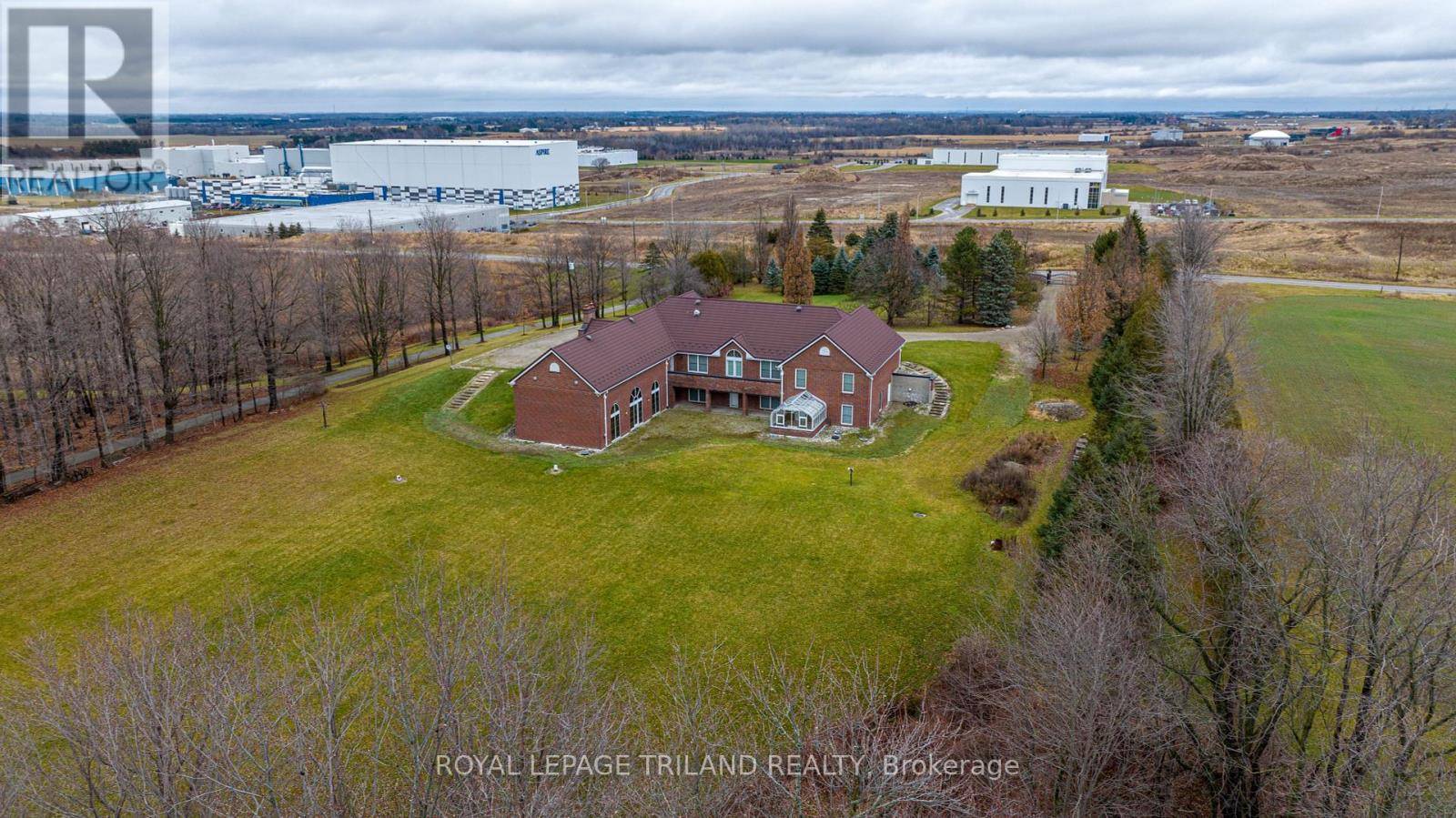 London South (south U), ON N6M1B8,2643 OLD VICTORIA ROAD