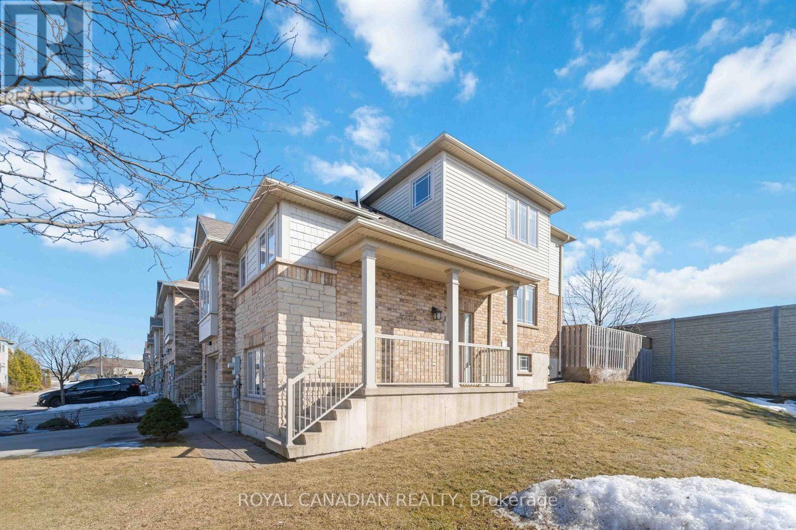 Hamilton (stoney Creek Mountain), ON L8J0B1,242 UPPER MOUNT ALBION ROAD