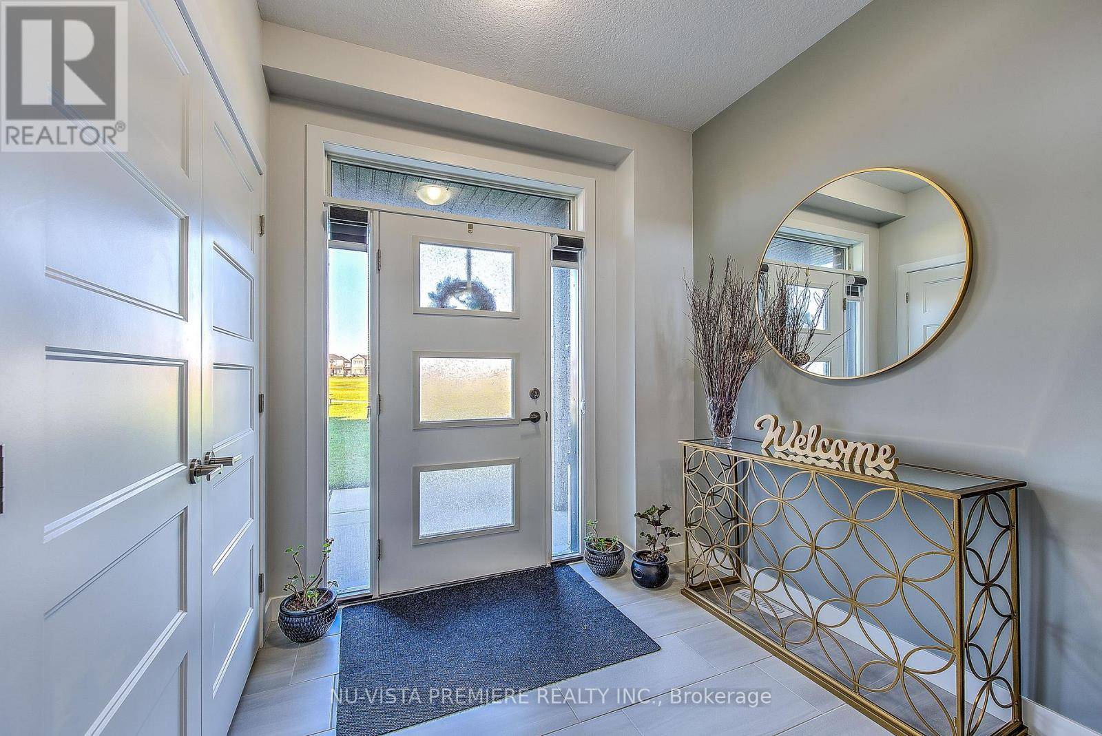London South (south W), ON N6L0C3,3380 Singleton AVE #12