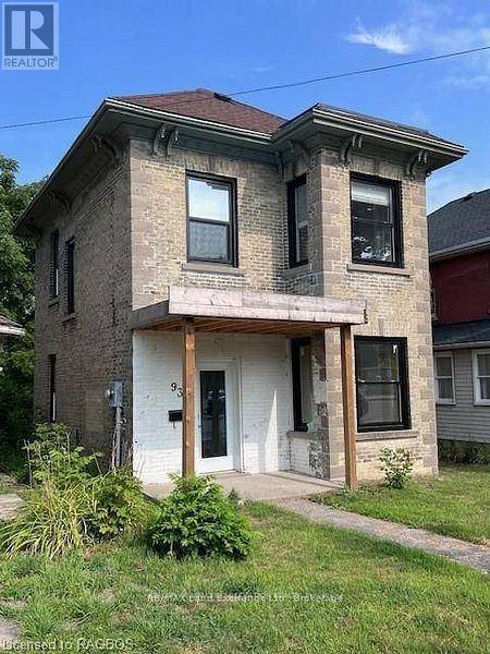 Kincardine, ON N2Z2Y2,932 QUEEN STREET