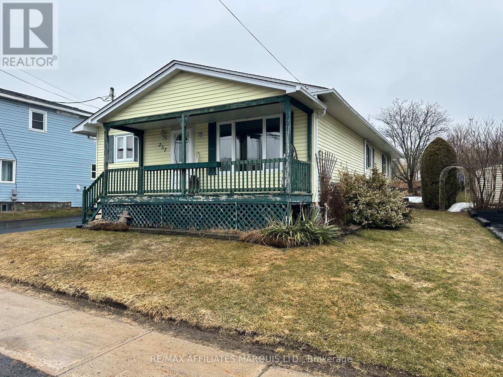 North Glengarry, ON K0C1A0,237 BISHOP STREET S
