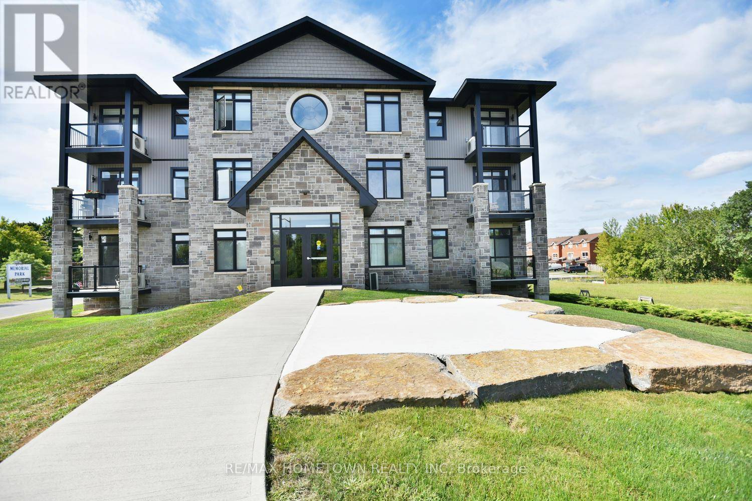 Brockville, ON K6V0C7,1109 Millwood AVE #201