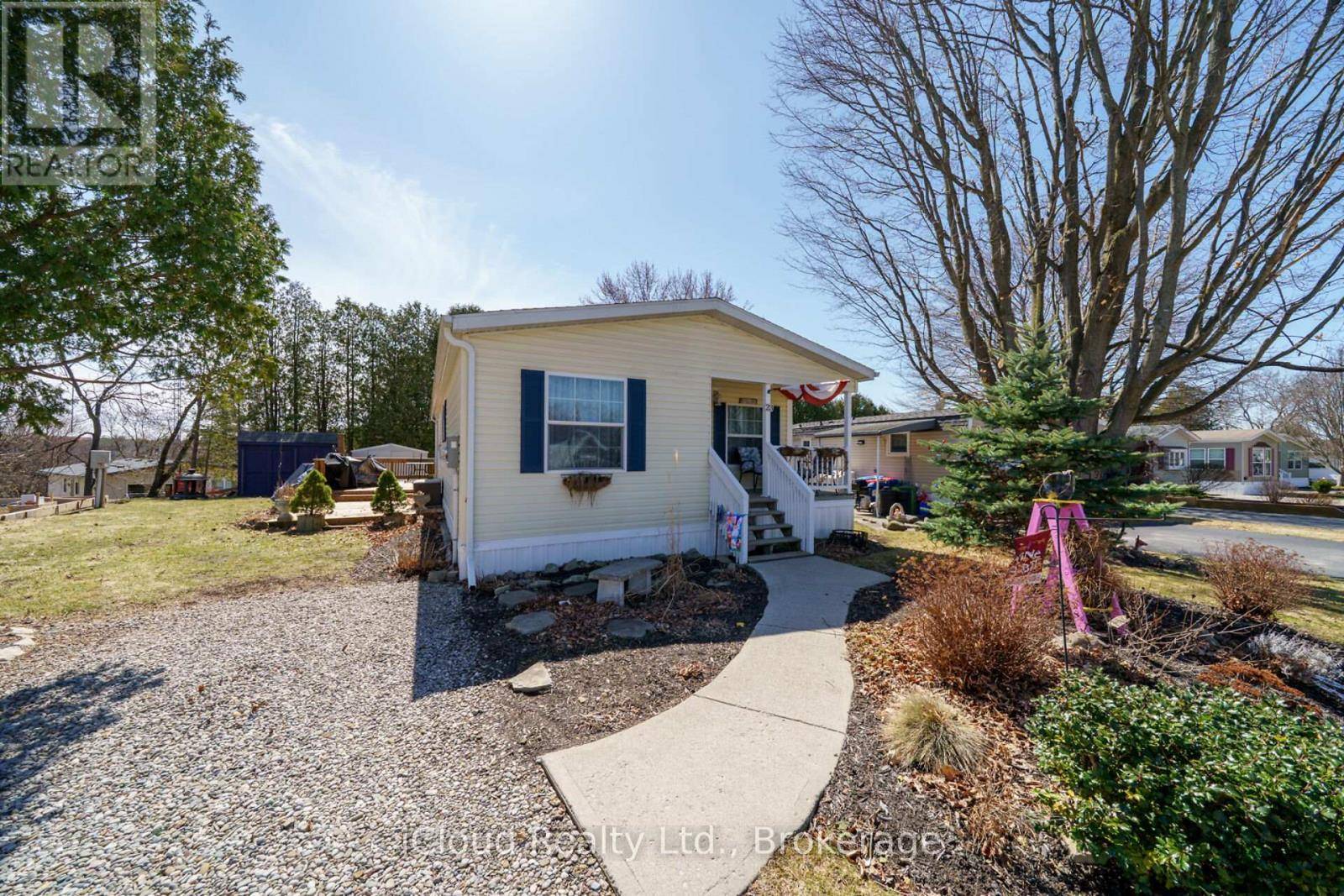 Hamilton, ON N0B2J0,23 MACPHERSON CRESCENT
