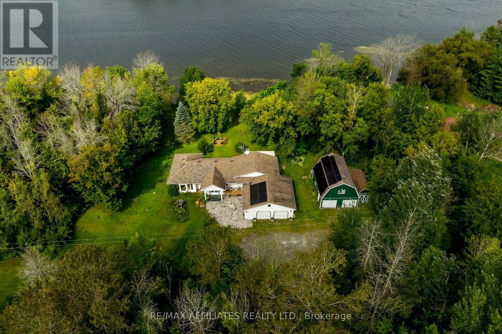 Merrickville-wolford, ON K0G1N0,875 CORKTOWN ROAD