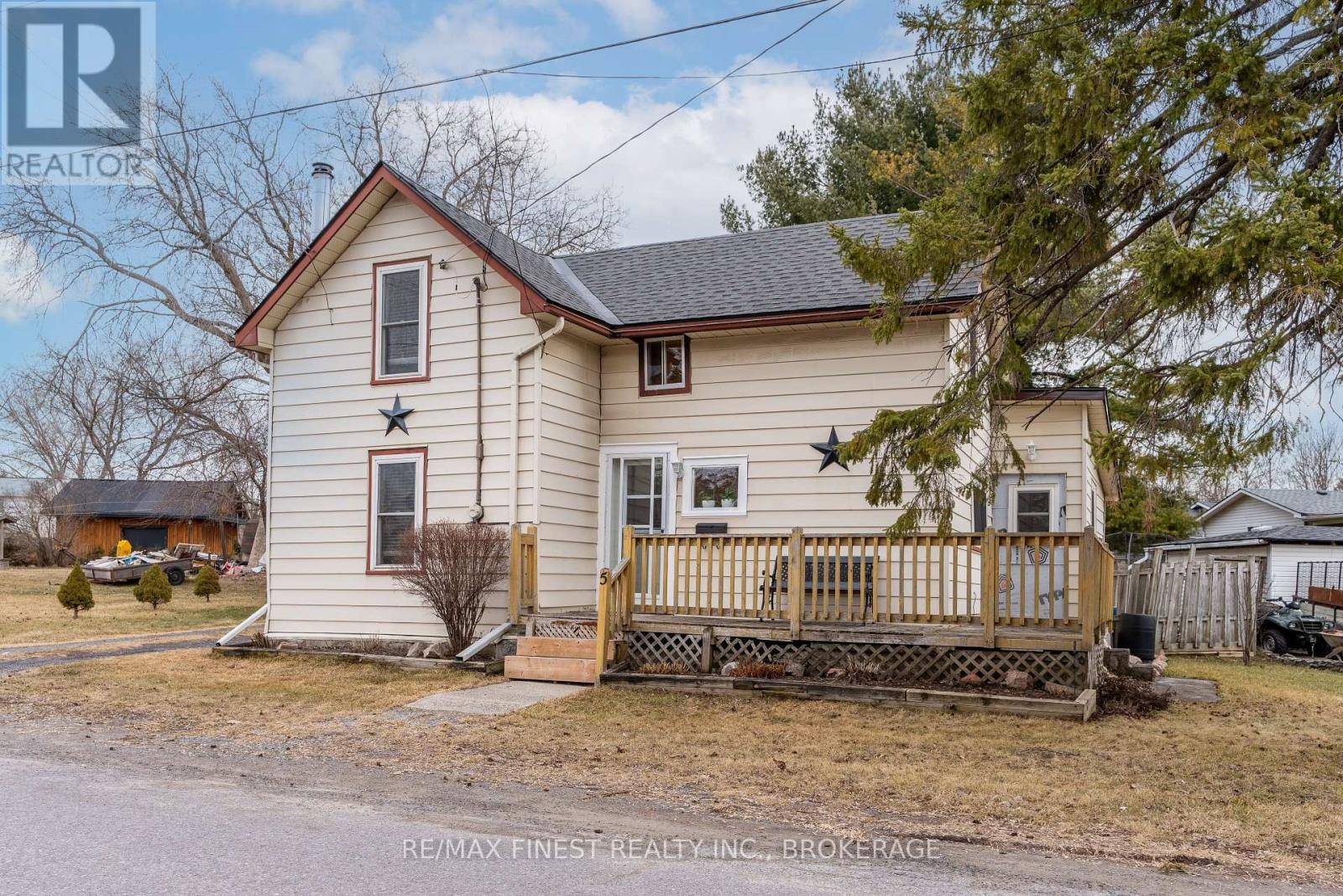 Greater Napanee (greater Napanee), ON K7R3C5,5 ORIGINAL ROAD