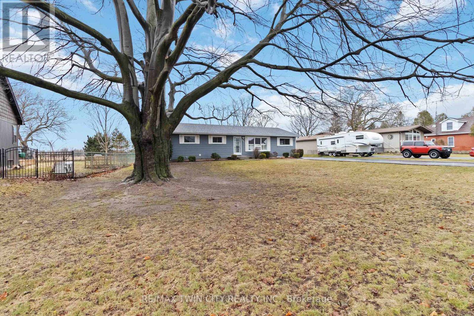 Brant (brantford Twp), ON N3T5L5,631 MOUNT PLEASANT ROAD