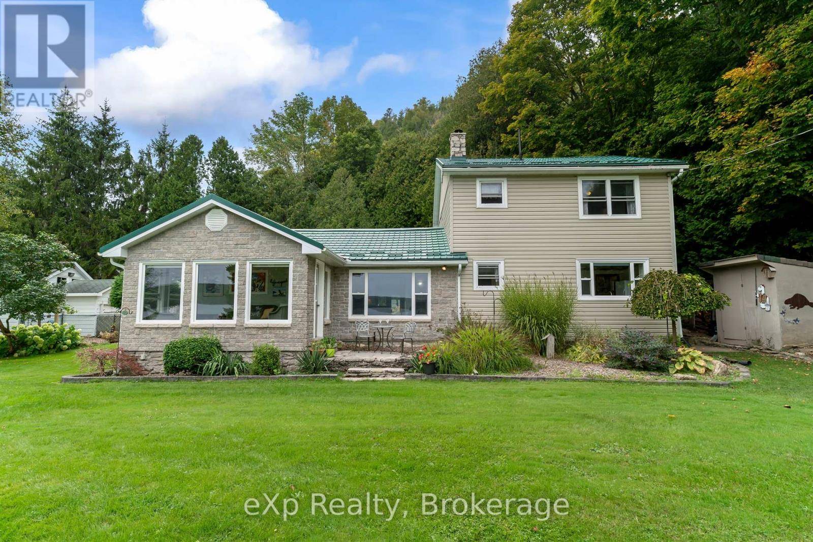 Northern Bruce Peninsula, ON N0H2T0,47 WATER STREET