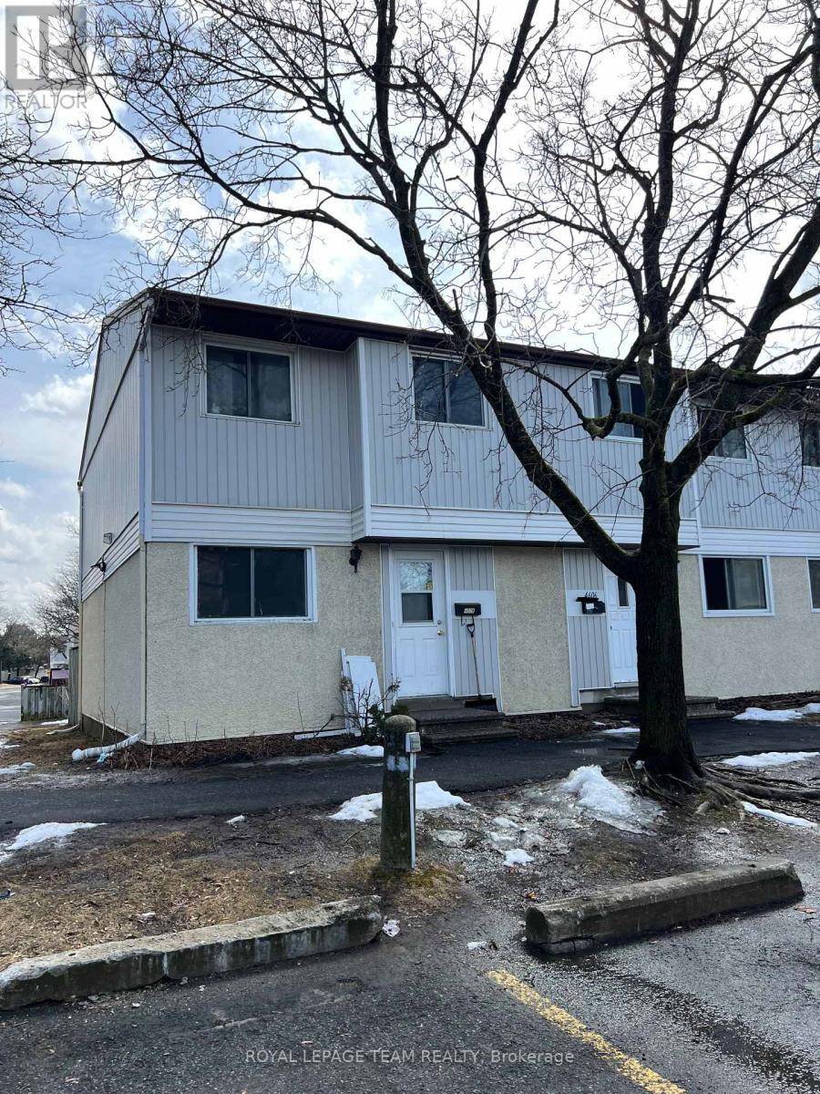 Ottawa, ON K1J8S6,4608 Cecilia CRES #37