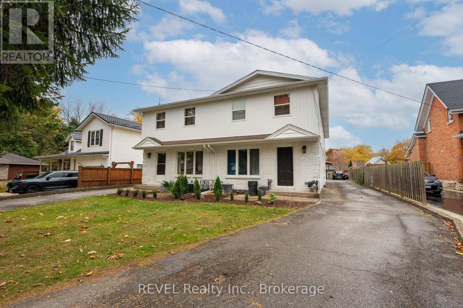 Pelham (fonthill), ON L0S1M0,1372 HAIST STREET