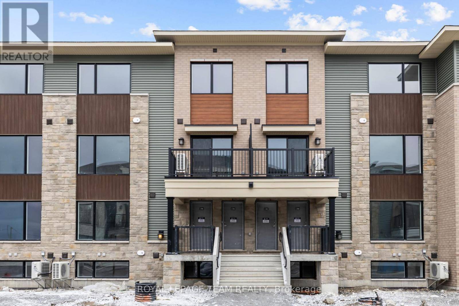 Ottawa, ON K2T0R8,1302 CREEKWAY PRIVATE