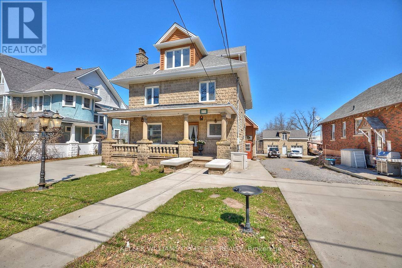 Lincoln (beamsville), ON L0R1B0,4915 KING STREET