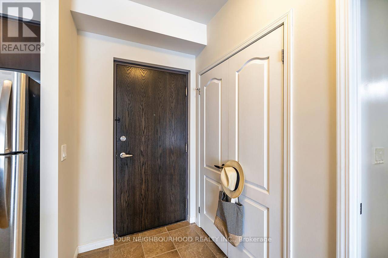 Peterborough (otonabee), ON K9J8R8,930 Wentworth ST #102