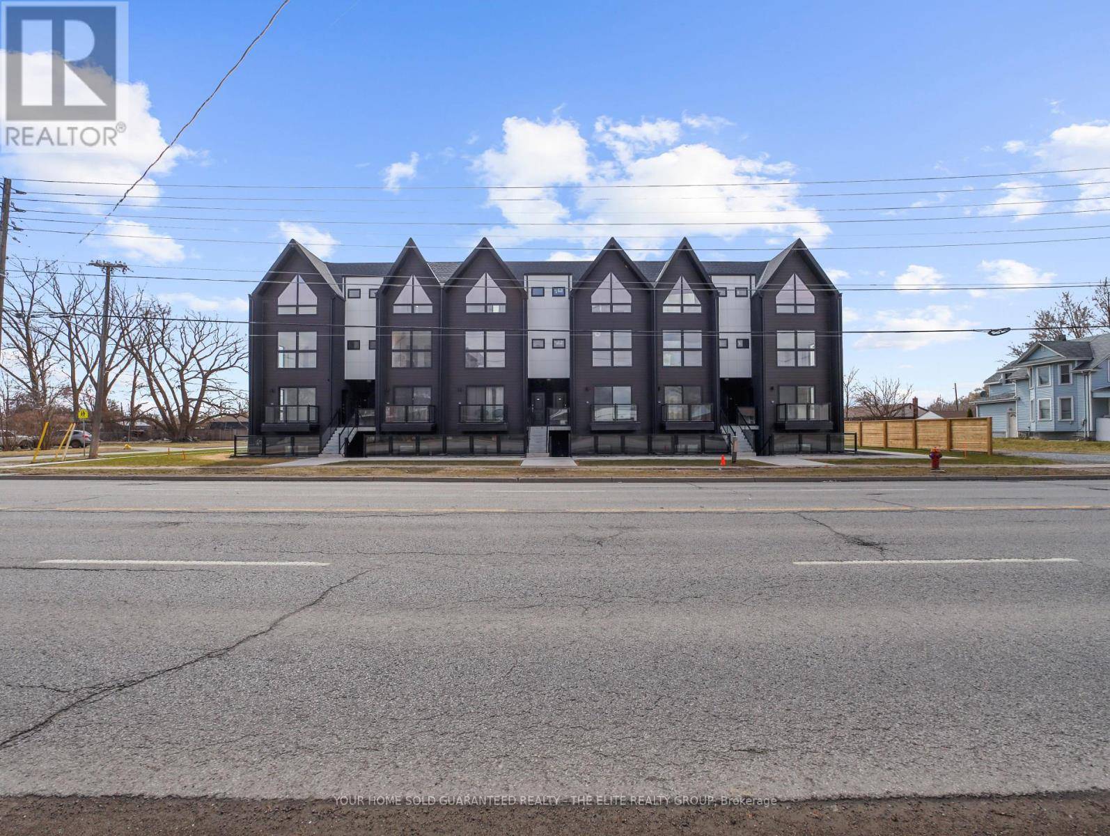 Niagara Falls (oldfield), ON L2G4R8,7277 Wilson CRES #304