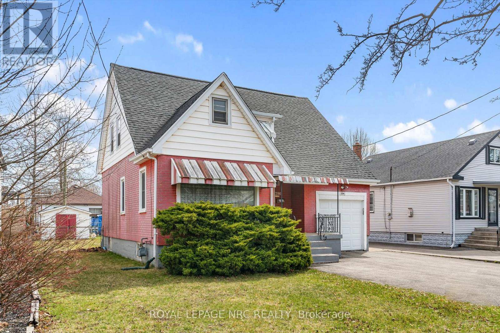 Welland (773 - Lincoln/crowland), ON L3B1V2,296 MCALPINE AVENUE S