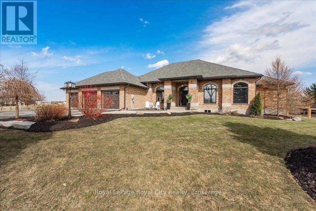 Puslinch, ON N1H6J3,4663 WELLINGTON 35 ROAD