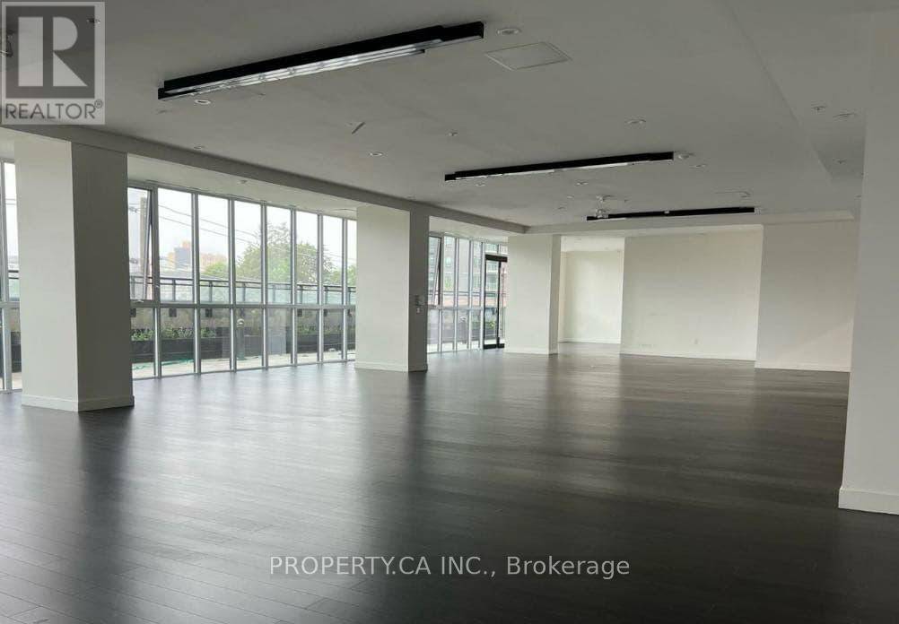 Waterloo, ON N2J0E9,128 King ST North #1009
