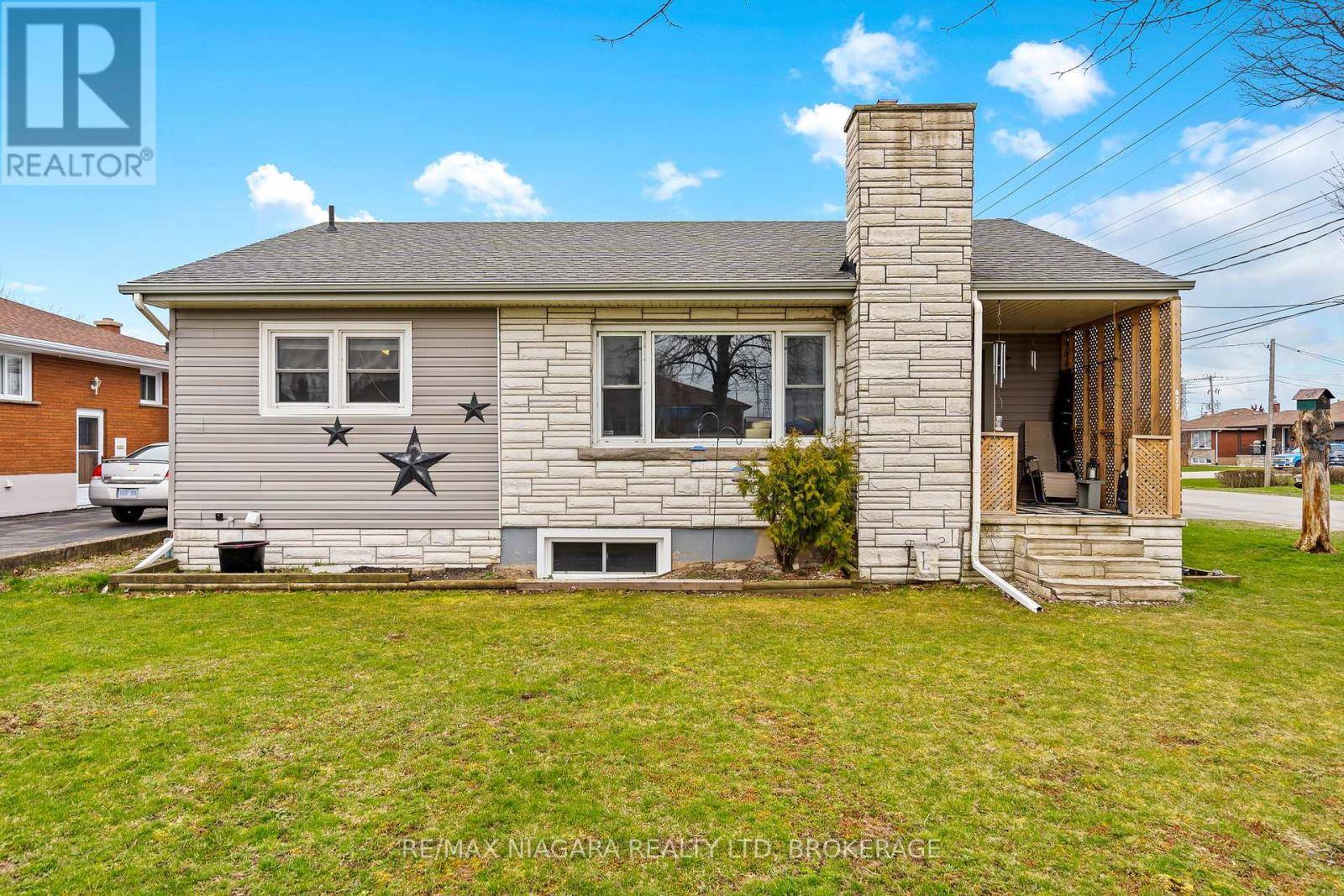 Port Colborne (killaly East), ON L3K1K6,477 BELL STREET