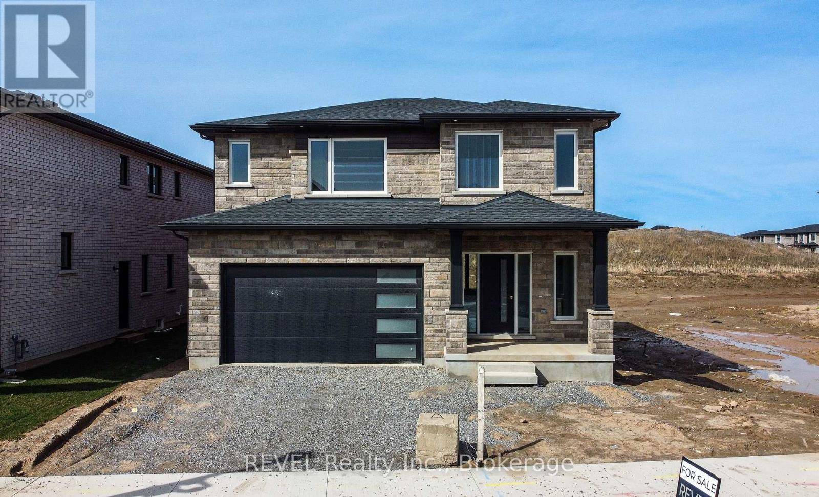 Pelham (fonthill), ON L0S1E6,111 ACACIA ROAD