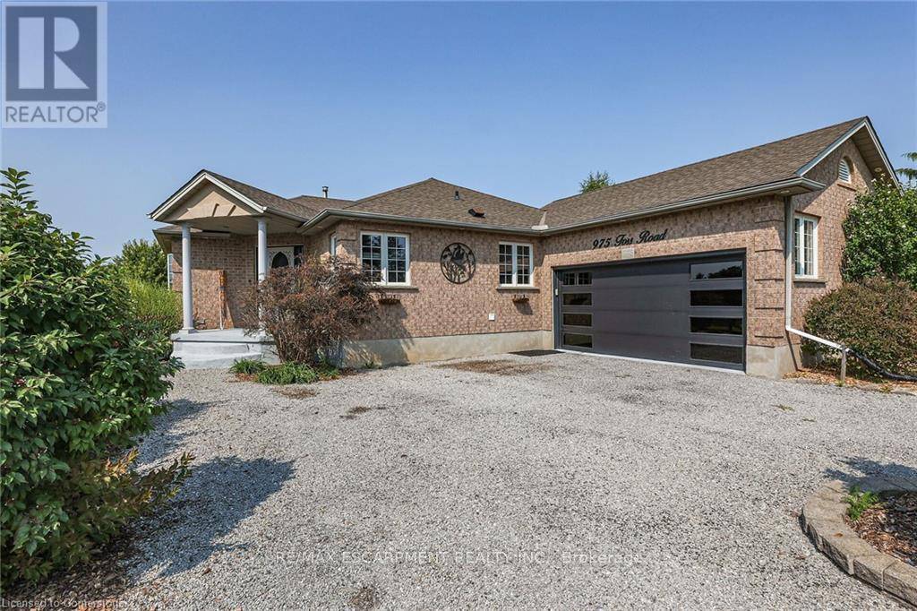 Pelham (fenwick), ON L0S1C0,975 FOSS ROAD