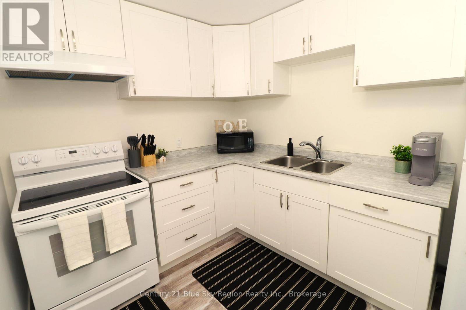 North Bay (widdifield), ON P1B7Y7,122 Giroux ST #101