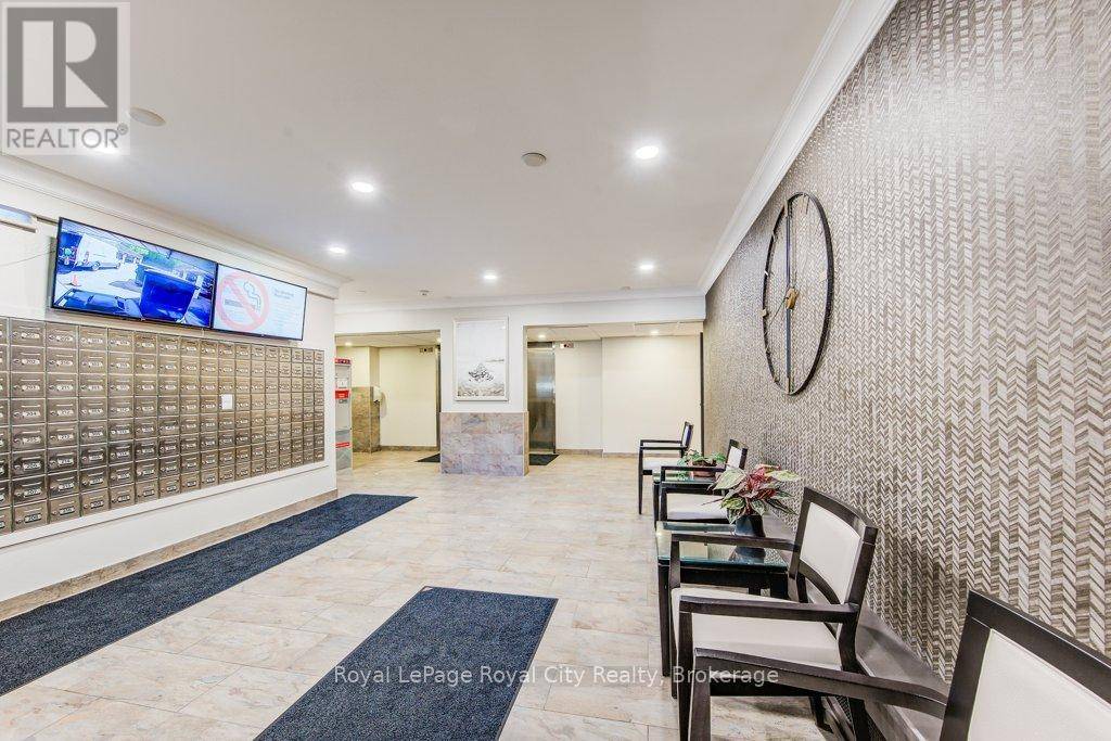 Guelph (riverside Park), ON N1H7B1,19 Woodlawn RD East #602