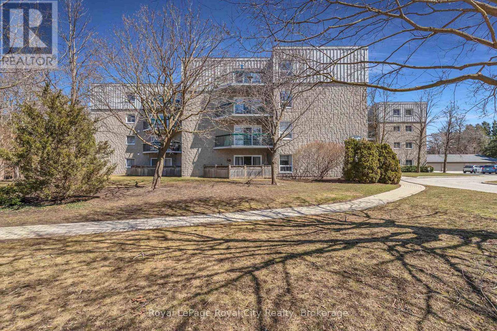 Centre Wellington (fergus), ON N1M3H8,200 River ST #303