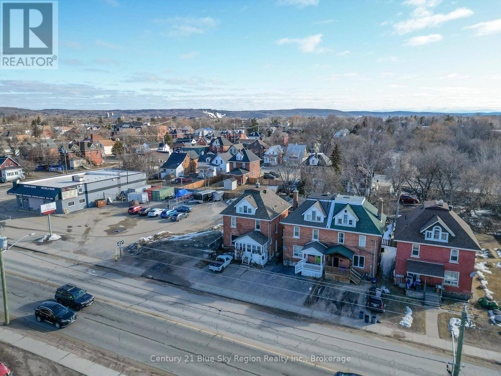 North Bay (central), ON P1B1B9,646 MAIN STREET E