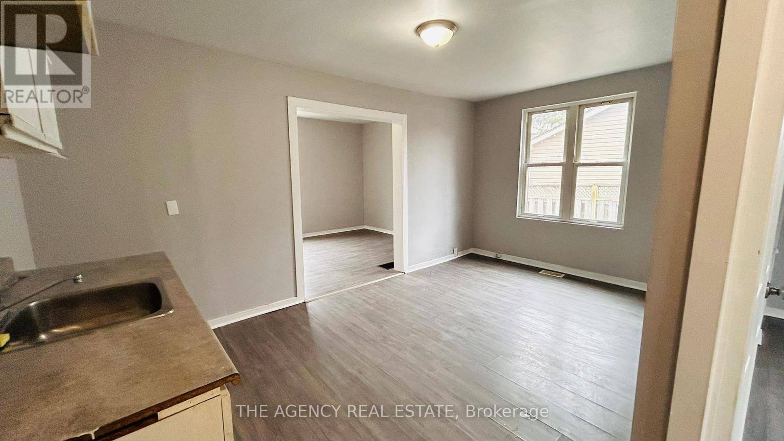 London, ON N5Z3R6,115 GLADSTONE AVENUE