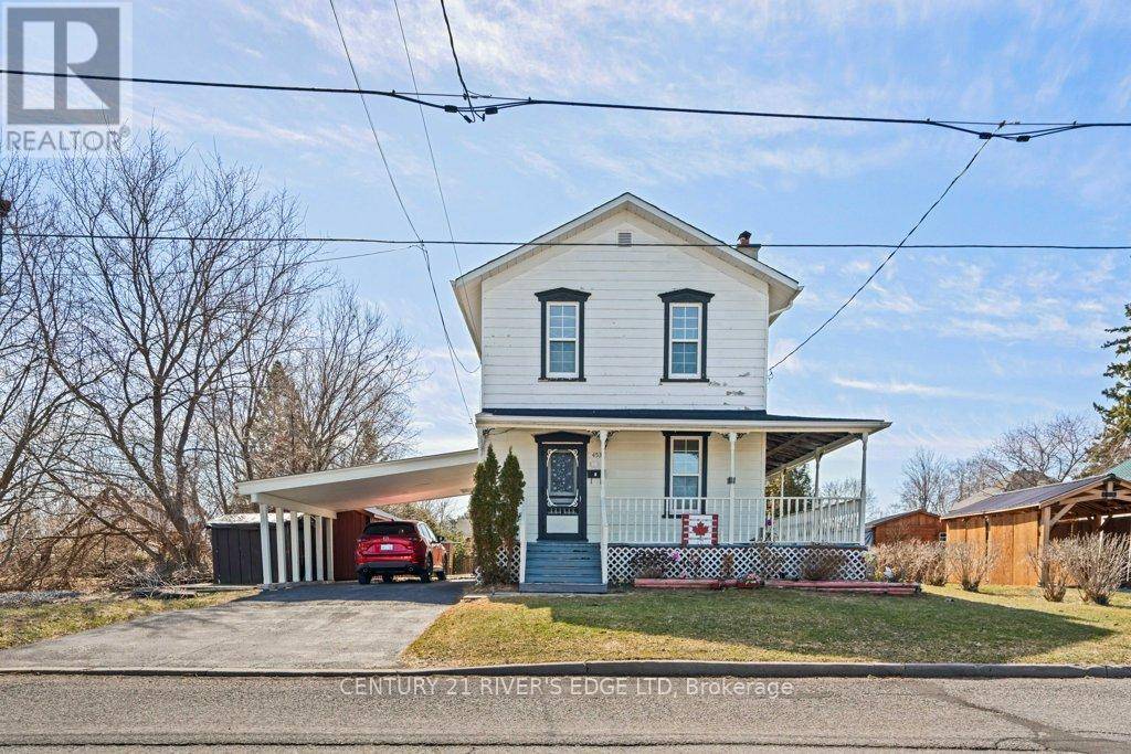North Dundas, ON K0C2K0,453 MAY STREET