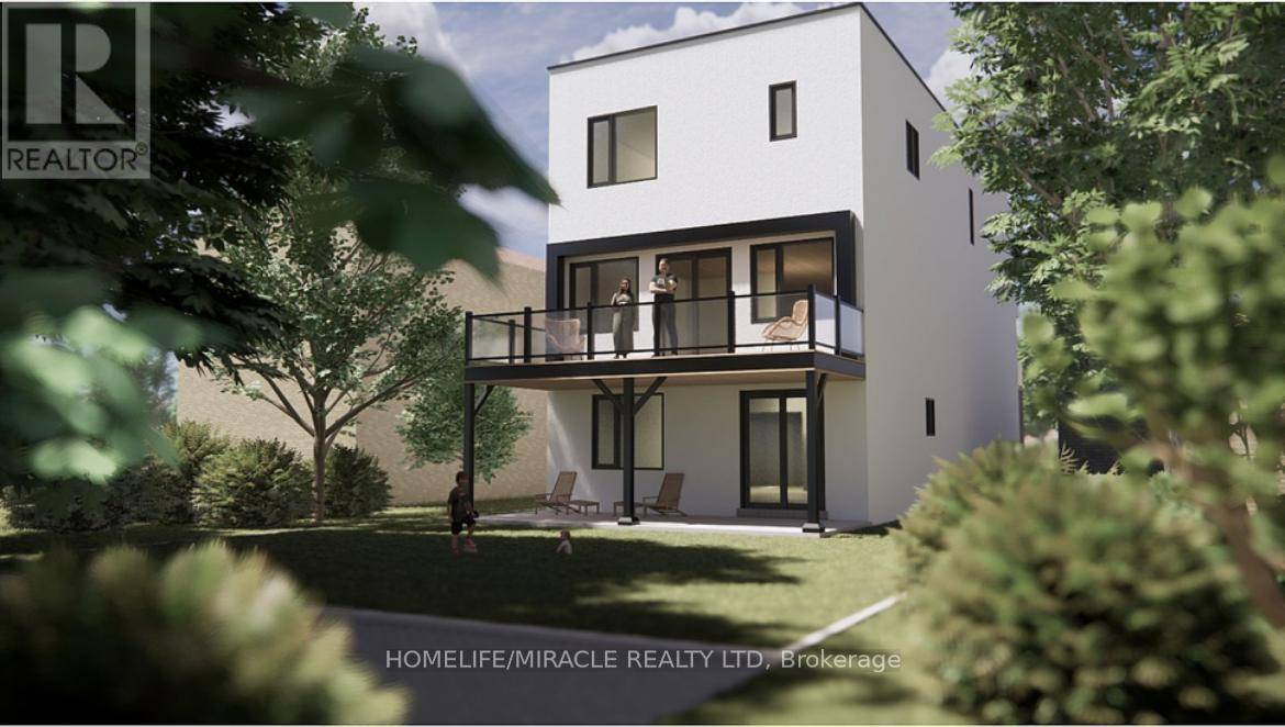 Hamilton (hamilton Beach), ON L8H6V9,198 BEACH BOULEVARD