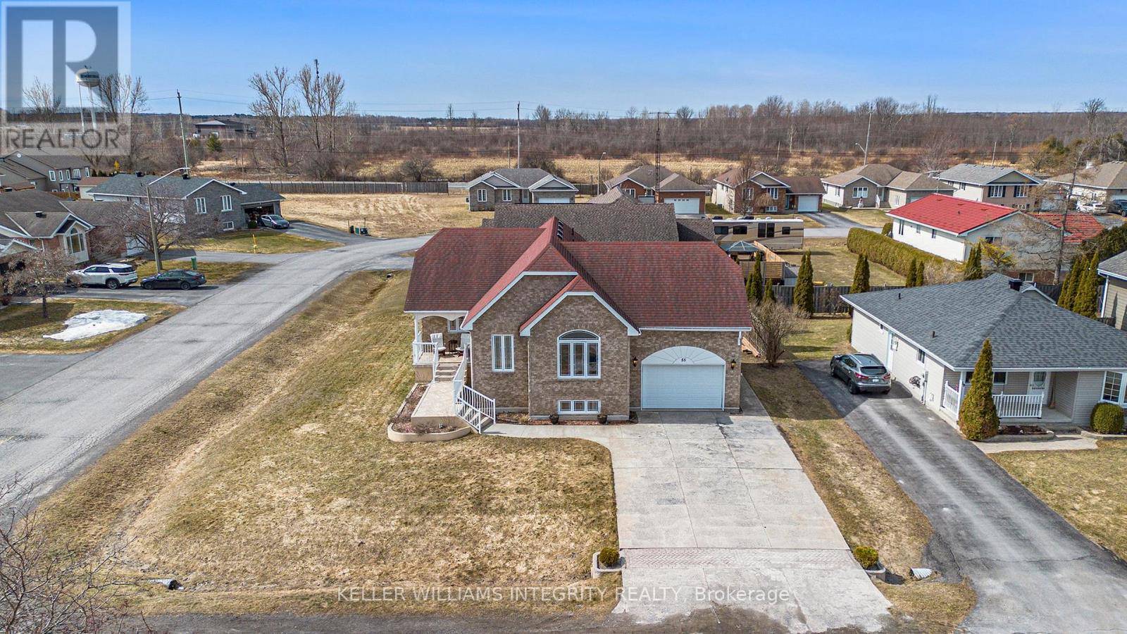 South Dundas, ON K0C1X0,55 ROWAN DRIVE